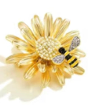 Daisy Bee Brooch