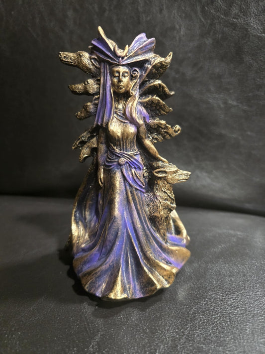 Hekate Statue