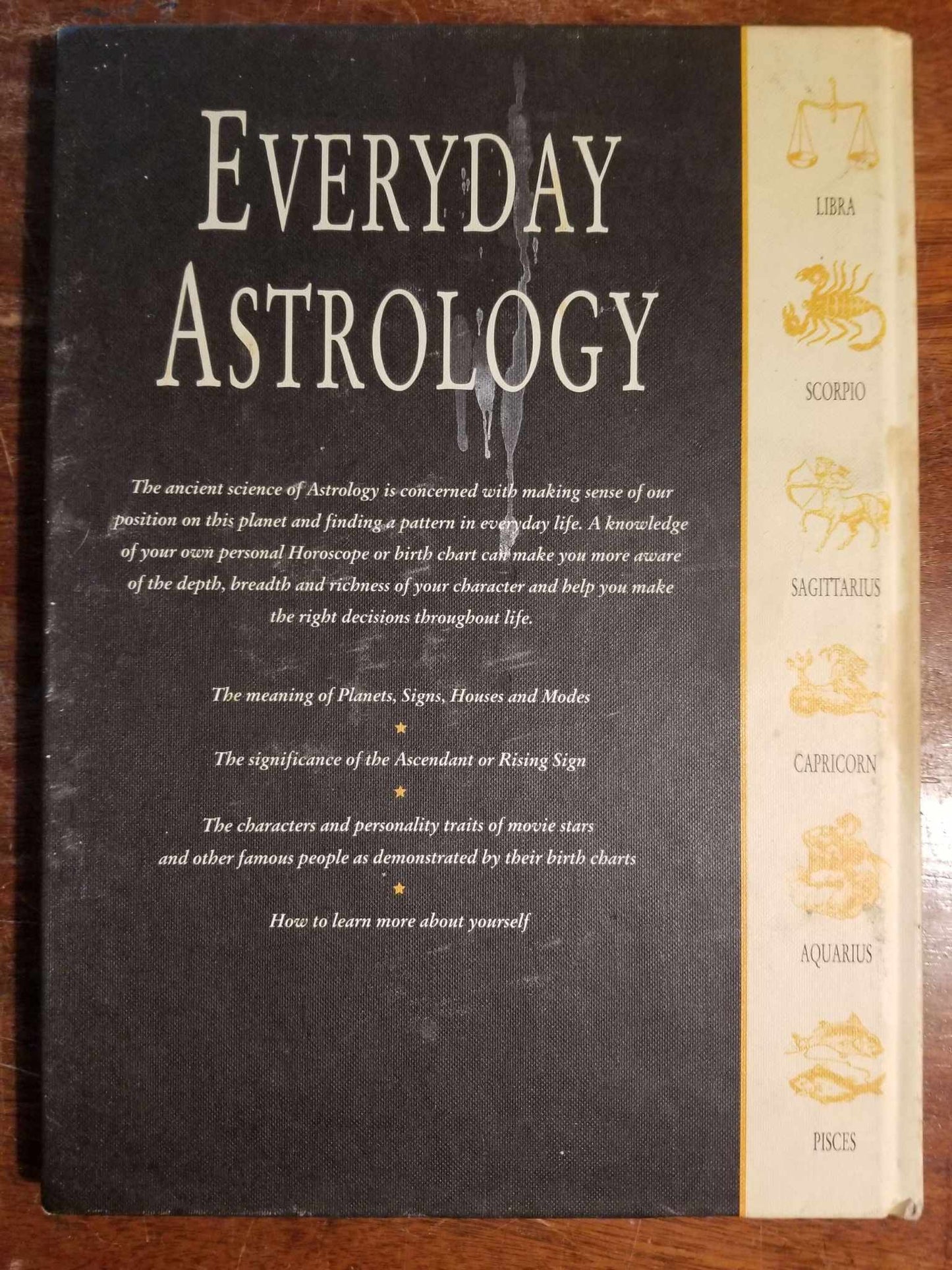 Everyday Astrology: A Guide to Understanding Your Horoscope by Jill Davies